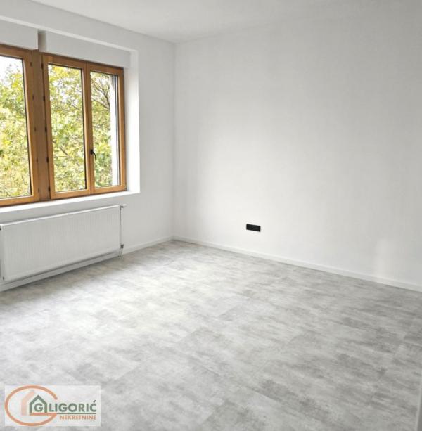 Stan na prodaju u Beogradu, Vračar (Centar), cetvorosoban, 120m2, cena 570000 evra