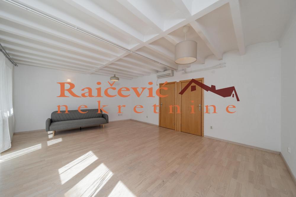 Stan na prodaju u Beogradu, Beograd (centar), dvosoban, 68m2, cena 448000 evra
