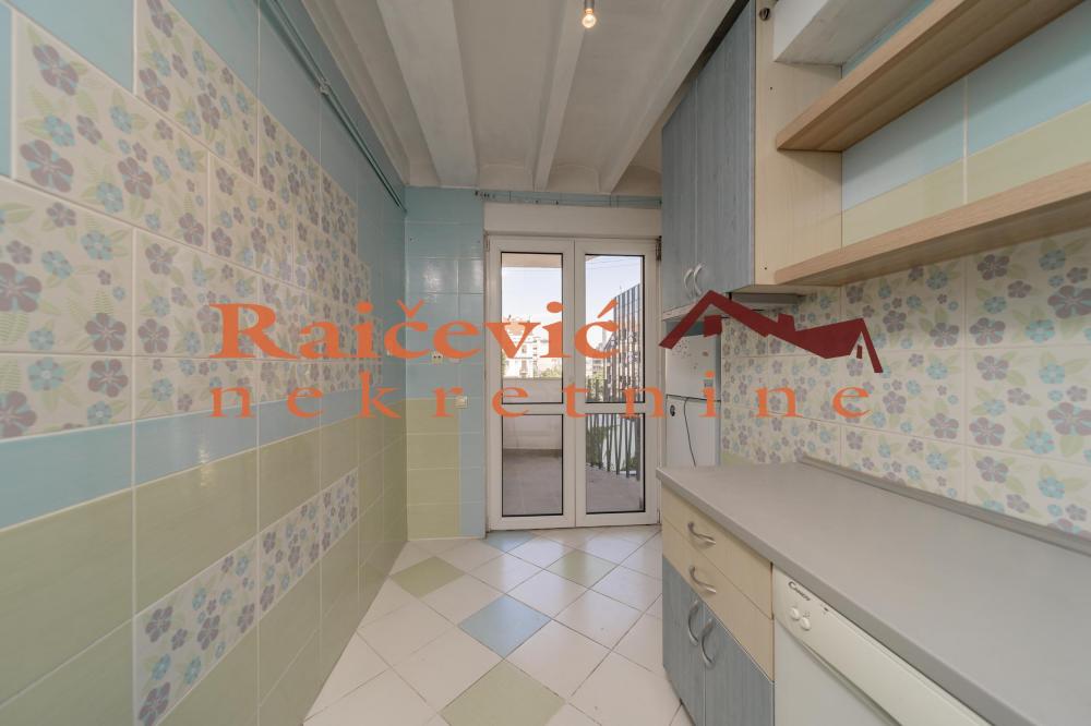 Stan na prodaju u Beogradu, Beograd (centar), dvosoban, 68m2, cena 448000 evra