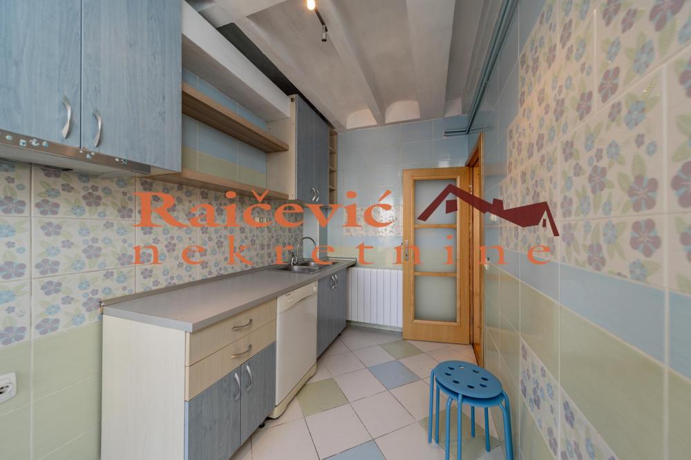 Stan na prodaju u Beogradu, Beograd (centar), dvosoban, 68m2, cena 448000 evra