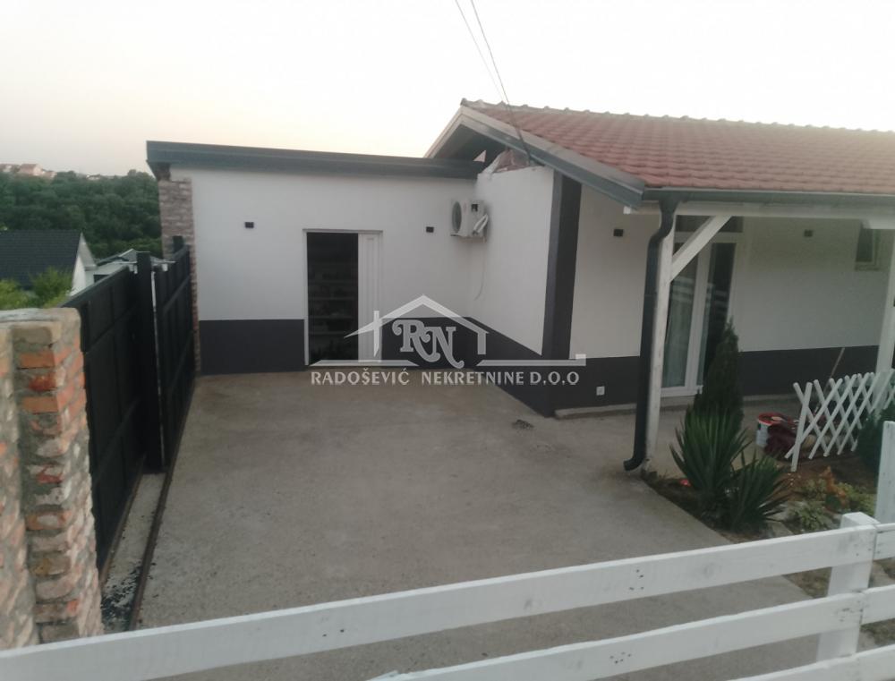 Stan na prodaju u Beogradu, Rakovica, trosoban, 71m2, cena 156000 evra