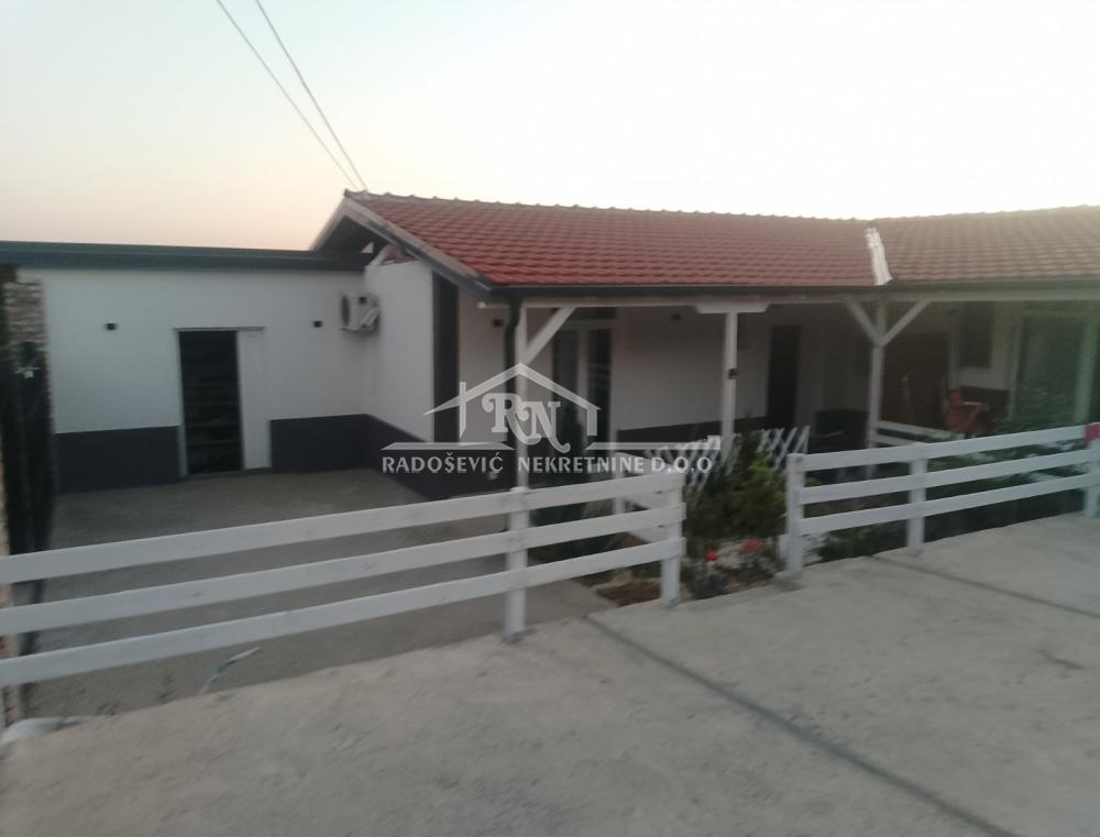 Stan na prodaju u Beogradu, Rakovica, trosoban, 71m2, cena 156000 evra