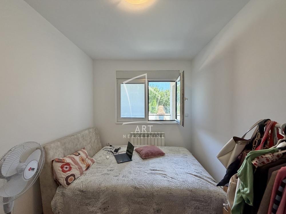Stan na prodaju u Beogradu, Zemun, dvosoban, 45m2, cena 146500 evra