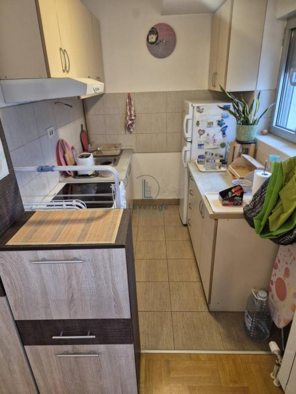 Stan na prodaju u Beogradu, Crveni Krst, jednosoban, 39m2, cena 155000 evra