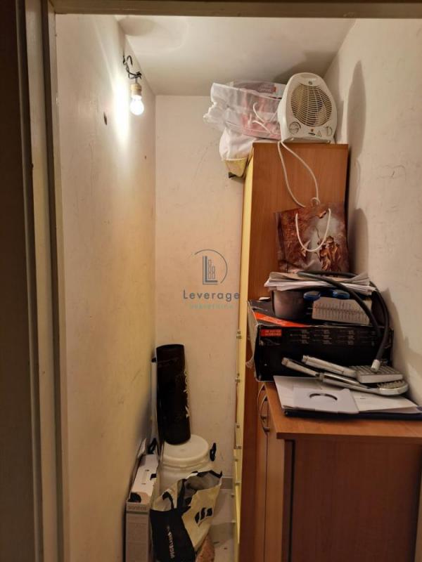Stan na prodaju u Beogradu, Cvetanova ćuprija, trosoban, 100m2, cena 295000 evra