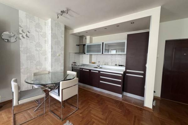 Stan na prodaju u Beogradu, Dorćol, trosoban, 66m2, cena 359000 evra