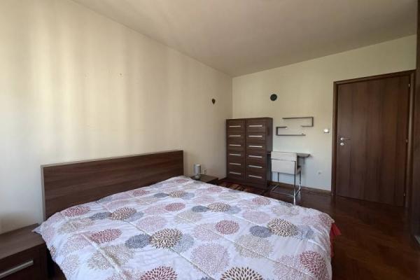 Stan na prodaju u Beogradu, Dorćol, trosoban, 66m2, cena 359000 evra