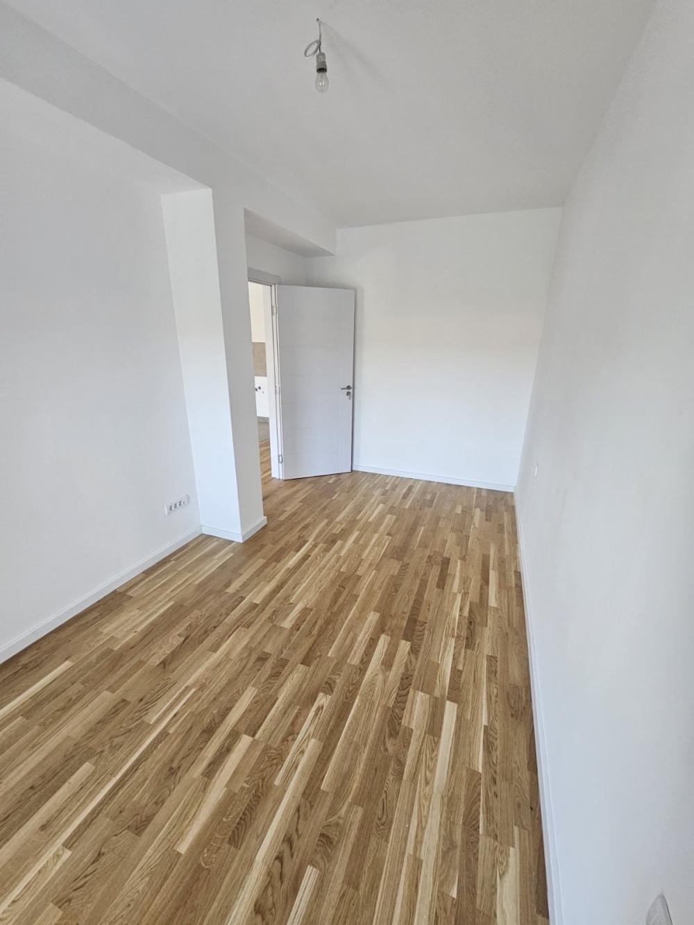 Stan na prodaju u Beogradu, Medaković 3, trosoban, 64m2, cena 185600 evra