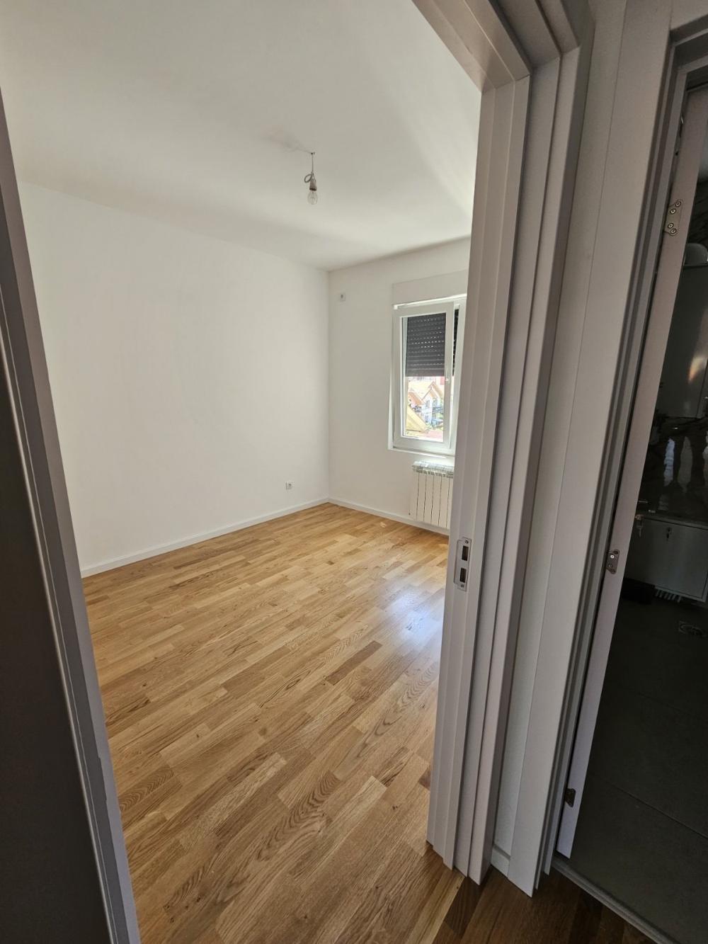 Stan na prodaju u Beogradu, Medaković 3, trosoban, 64m2, cena 185600 evra