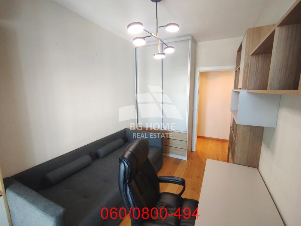 Stan na prodaju u Beogradu, Novi Beograd, dvoiposoban, 69m2, cena 329000 evra