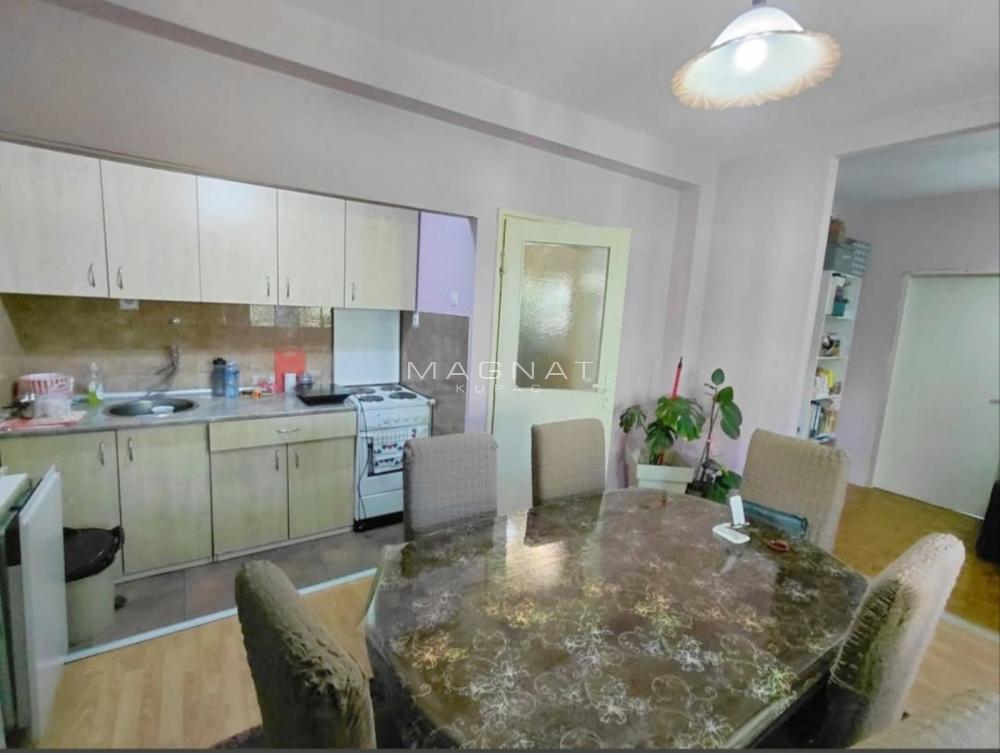 Stan na prodaju u Beogradu, Palilula, dvoiposoban, 60m2, cena 85000 evra
