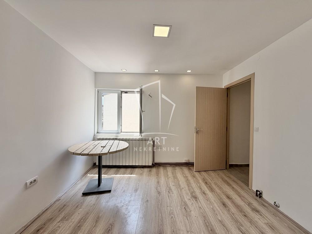 Stan na prodaju u Beogradu, Stari grad, dvosoban, 55m2, cena 239500 evra