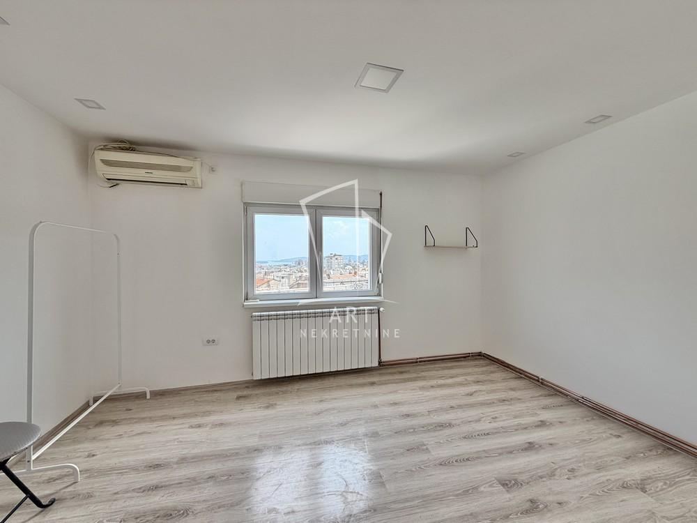 Stan na prodaju u Beogradu, Stari grad, dvosoban, 55m2, cena 239500 evra