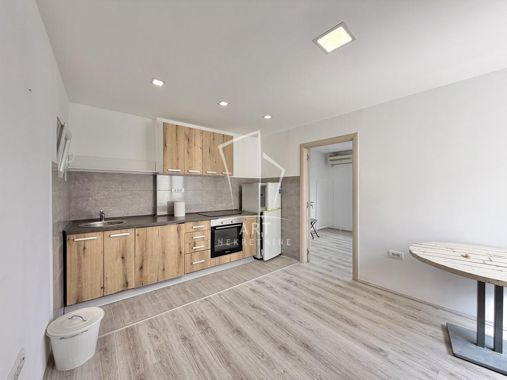Stan na prodaju u Beogradu, Stari grad, dvosoban, 55m2, cena 239500 evra