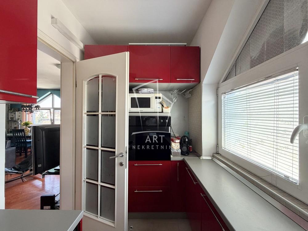 Stan na prodaju u Beogradu, Palilula, trosoban, 101m2, cena 315000 evra