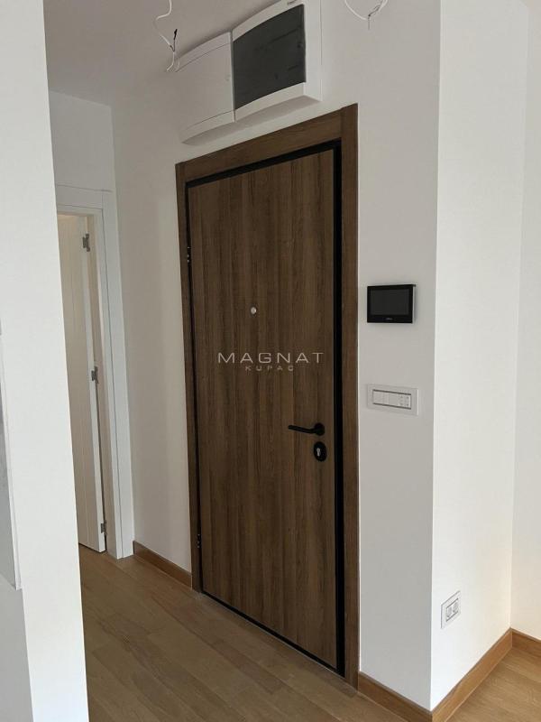 Stan na prodaju u Beogradu, Autokomanda, trosoban, 71m2, cena 265000 evra