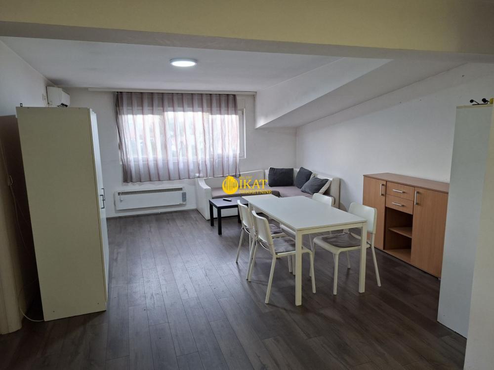Stan na prodaju u Beogradu, Palilula, trosoban, 60m2, cena 145000 evra