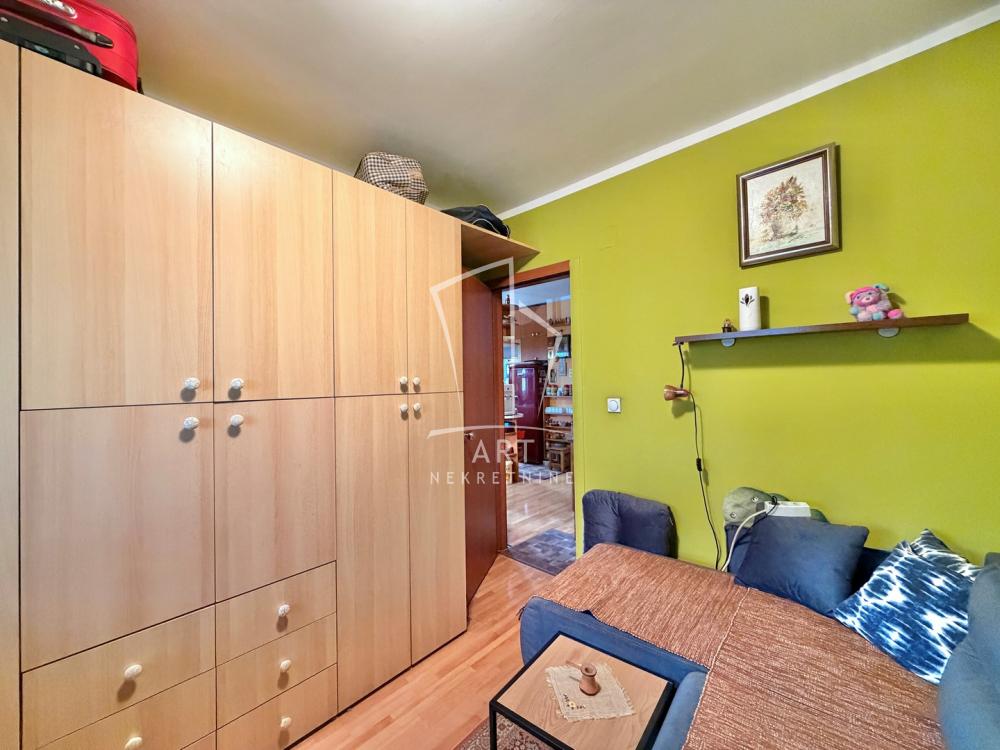 Stan na prodaju u Beogradu, Rakovica, jednoiposoban, 45m2, cena 122900 evra