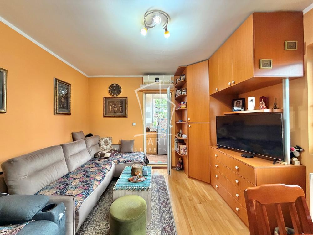 Stan na prodaju u Beogradu, Rakovica, jednoiposoban, 45m2, cena 122900 evra