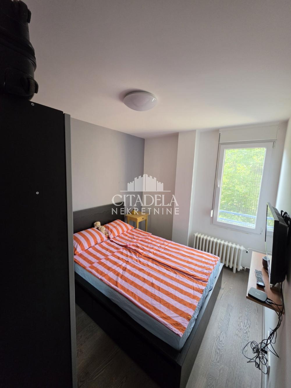 Stan na prodaju u Beogradu, Čukarica, dvoiposoban, 62m2, cena 217000 evra