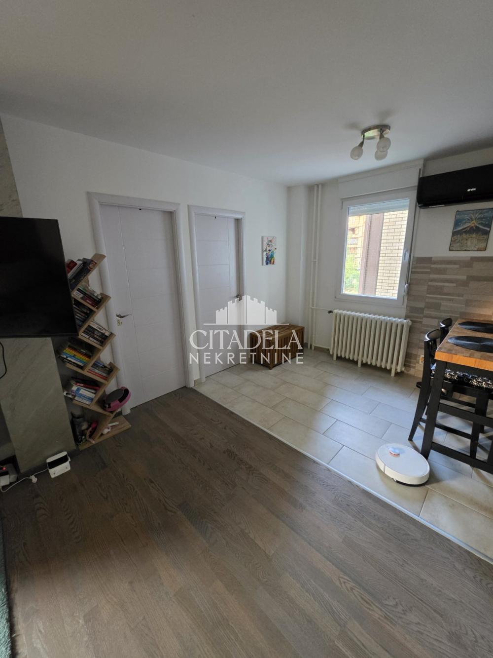 Stan na prodaju u Beogradu, Čukarica, dvoiposoban, 62m2, cena 217000 evra