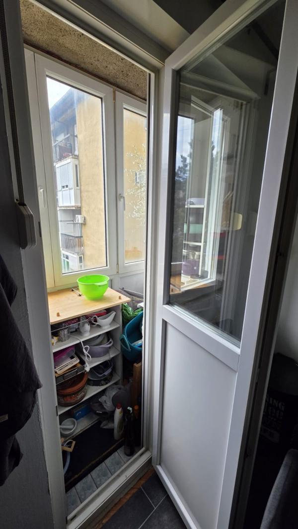 Stan na prodaju u Beogradu, Karaburma, 62m2, cena 159900 evra