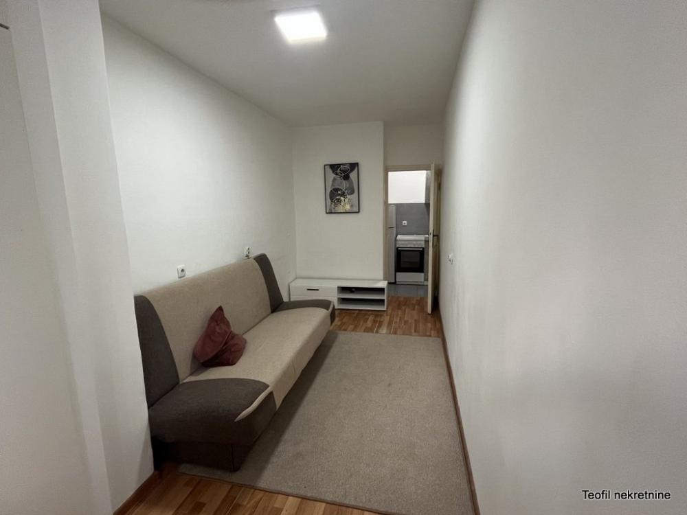 Stan na prodaju u Beogradu, Karaburma, dvosoban, 36m2, cena 105000 evra