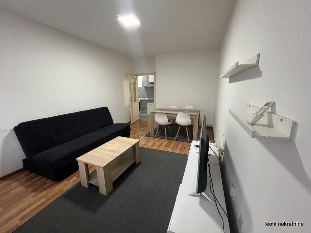 Stan na prodaju u Beogradu, Karaburma, dvosoban, 36m2, cena 105000 evra