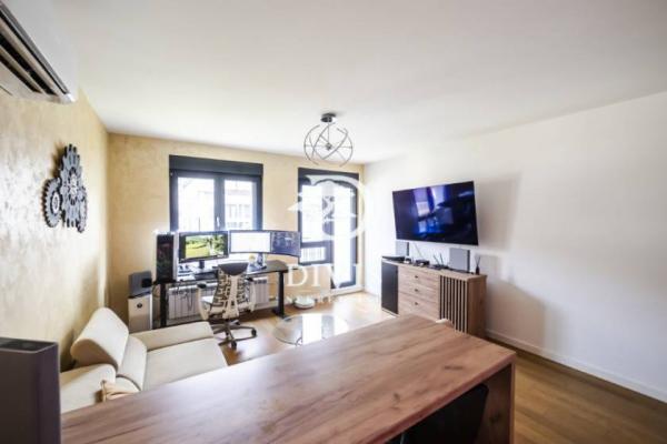 Stan na prodaju u Beogradu, Botanička bašta, jednoiposoban, 40m2, cena 249000 evra
