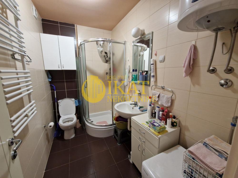 Stan na prodaju u Beogradu, Novi Beograd blok 63, dvosoban, 47m2, cena 350000 evra
