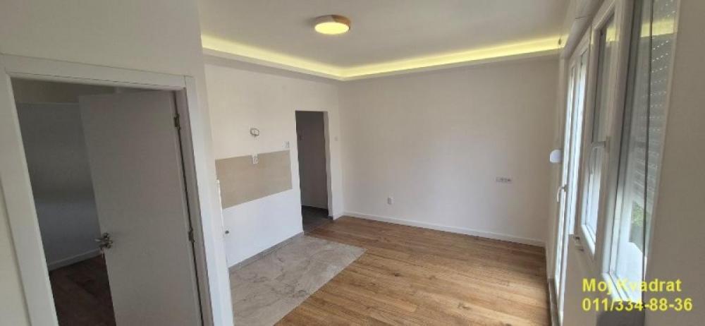 Stan na prodaju u Beogradu, Višnjička banja, jednosoban, 30m2, cena 109900 evra