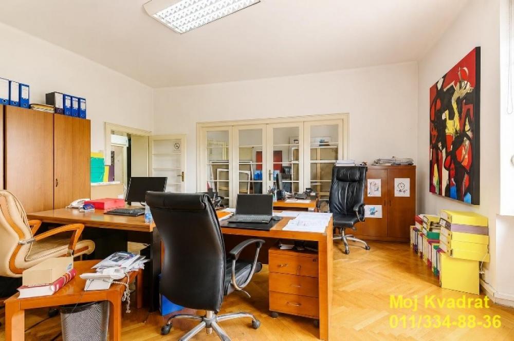 Stan na prodaju u Beogradu, Vračar (Hram), cetvorosoban, 120m2, cena 670000 evra