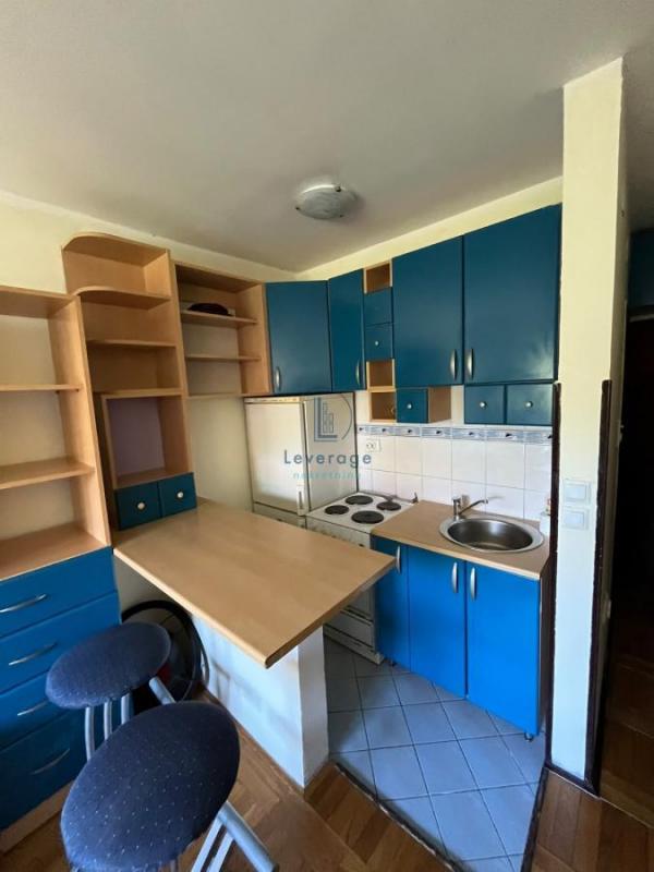 Stan na prodaju u Beogradu, Karaburma, jednosoban, 21m2, cena 75000 evra