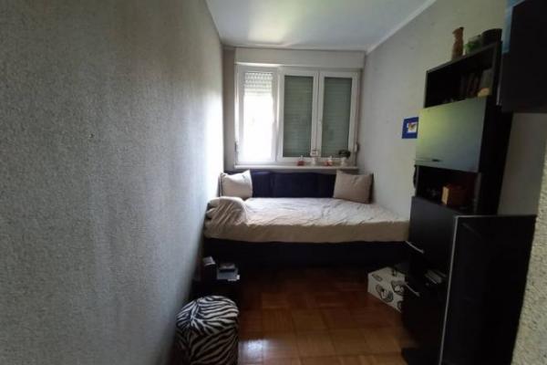 Stan na prodaju u Beogradu, Profesorska kolonija, troiposoban, 69m2, cena 249000 evra