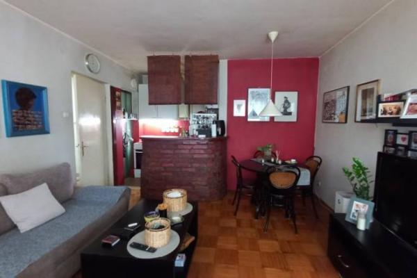 Stan na prodaju u Beogradu, Profesorska kolonija, troiposoban, 69m2, cena 249000 evra