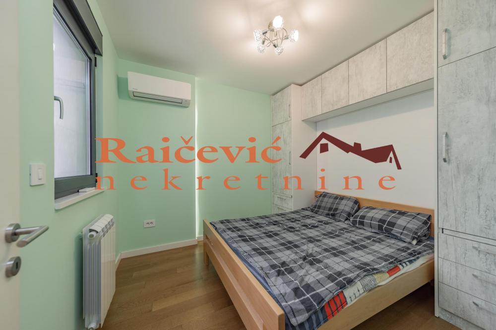 Stan na prodaju u Beogradu, Beograd (centar), jednoiposoban, 40m2, cena 249000 evra