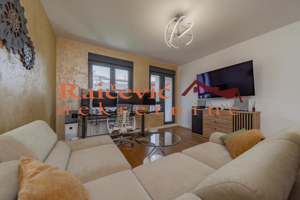 Stan na prodaju u Beogradu, Beograd (centar), jednoiposoban, 40m2, cena 249000 evra
