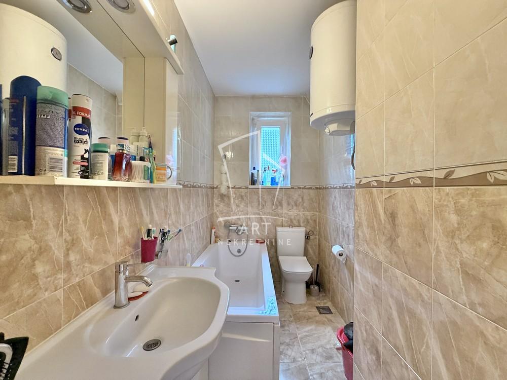 Stan na prodaju u Beogradu, Stari grad, dvosoban, 60m2, cena 390000 evra