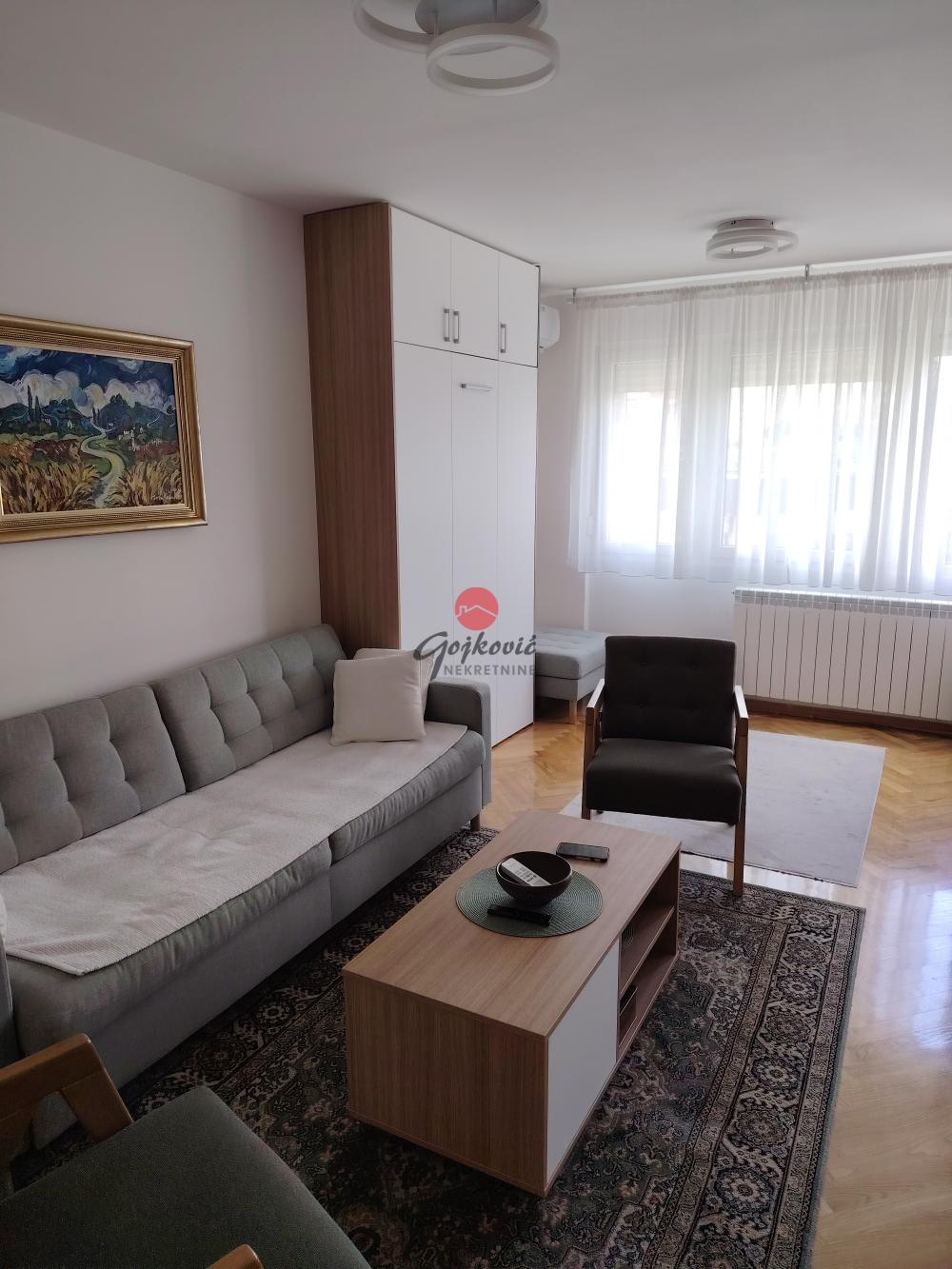 Stan na prodaju u Beogradu, Žarkovo, jednosoban, 38m2, cena 137000 evra
