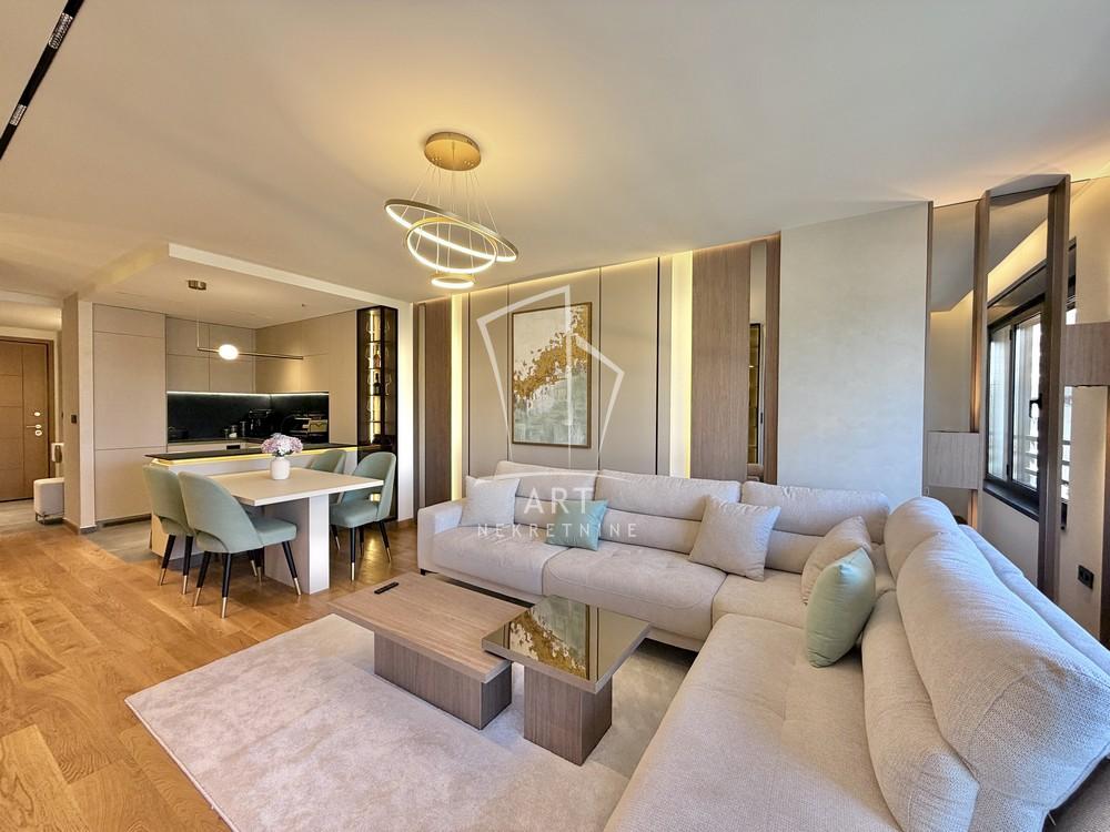 Stan na prodaju u Beogradu, Vojvode Stepe, troiposoban, 90m2, cena 595000 evra