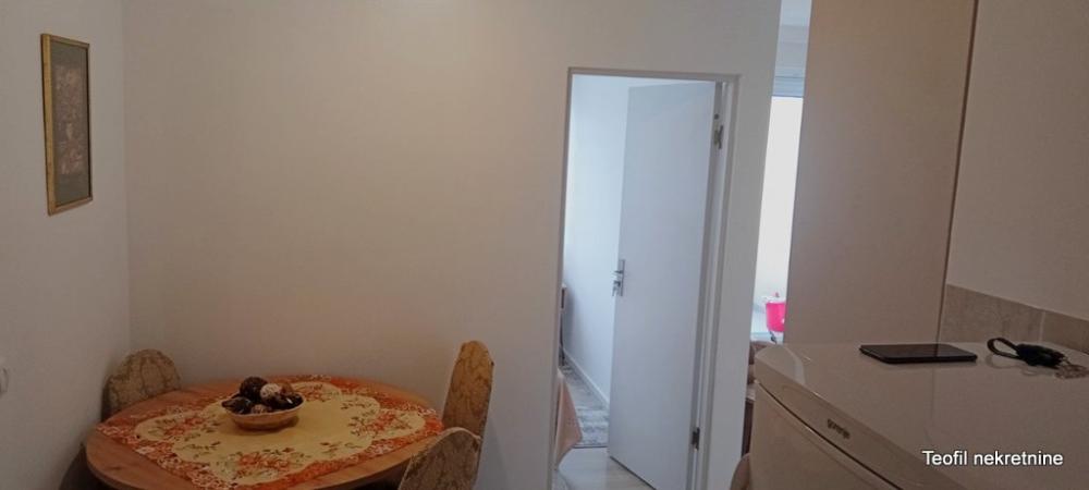 Stan na prodaju u Beogradu, Krnjača, jednoiposoban, 36m2, cena 120000 evra