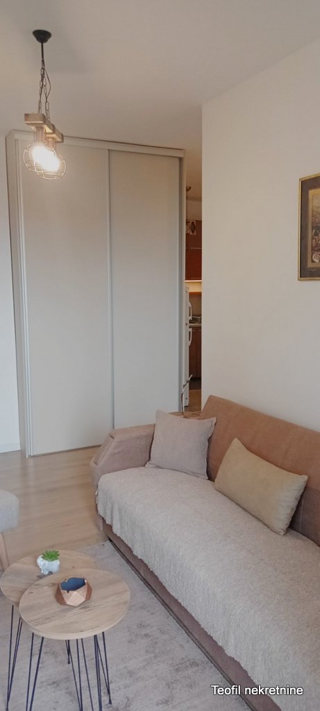 Stan na prodaju u Beogradu, Krnjača, jednoiposoban, 36m2, cena 120000 evra