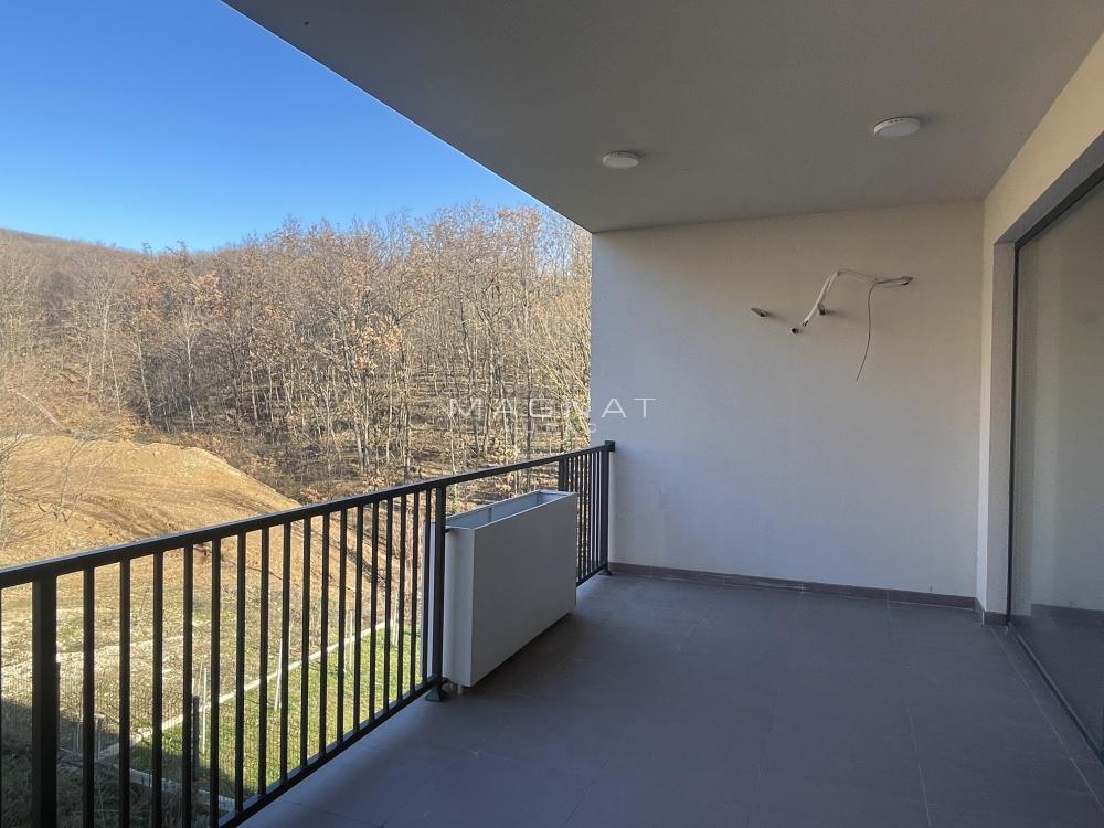 Stan na prodaju u Beogradu, Sopot, trosoban, 60m2, cena 115000 evra