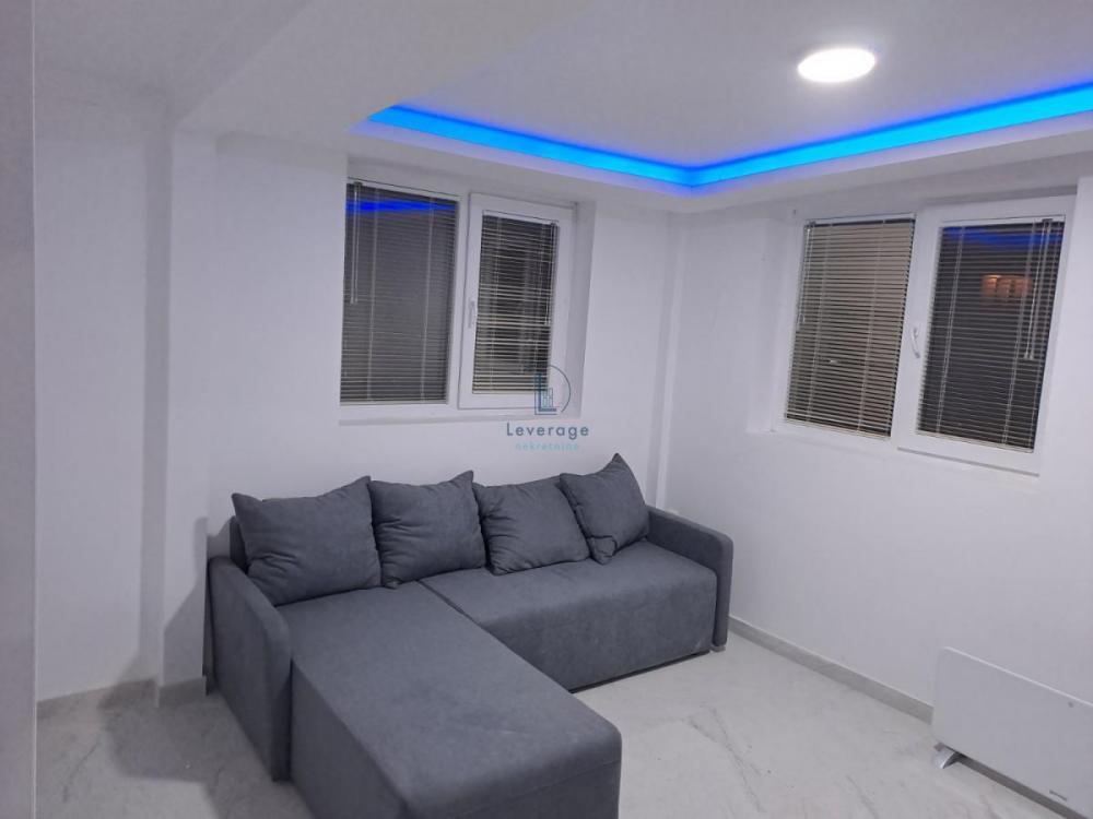 Stan na prodaju u Beogradu, Mirijevo, jednoiposoban, 38m2, cena 98800 evra