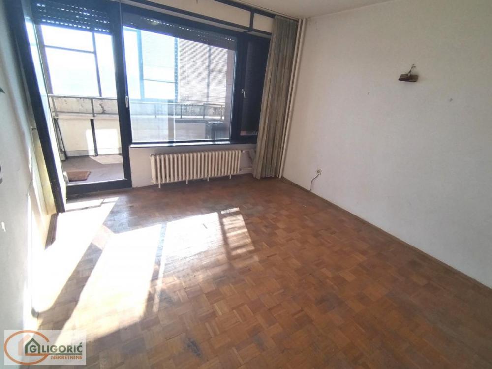 Stan na prodaju u Beogradu, Voždovac, cetvorosoban, 110m2, cena 315000 evra