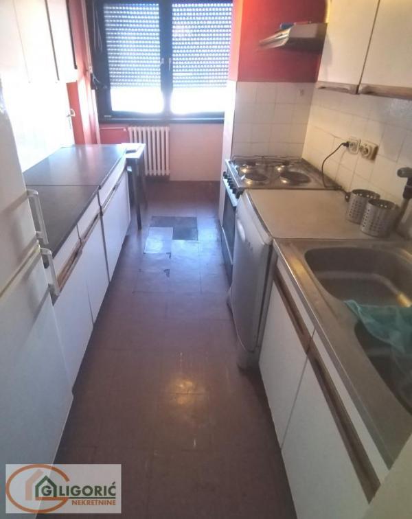 Stan na prodaju u Beogradu, Voždovac, cetvorosoban, 110m2, cena 315000 evra