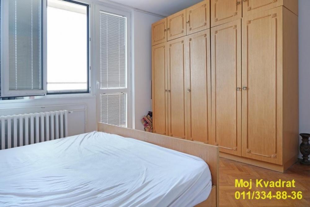 Stan na prodaju u Beogradu, Fontana, dvosoban, 77m2, cena 209000 evra