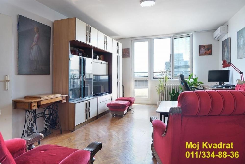 Stan na prodaju u Beogradu, Fontana, dvosoban, 77m2, cena 209000 evra