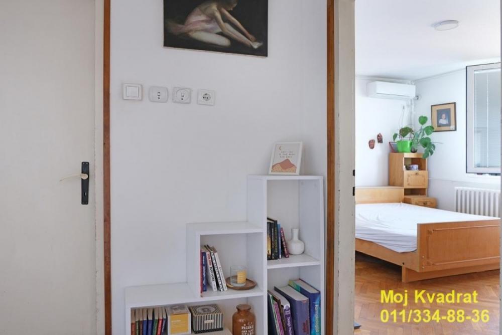 Stan na prodaju u Beogradu, Fontana, dvosoban, 77m2, cena 209000 evra