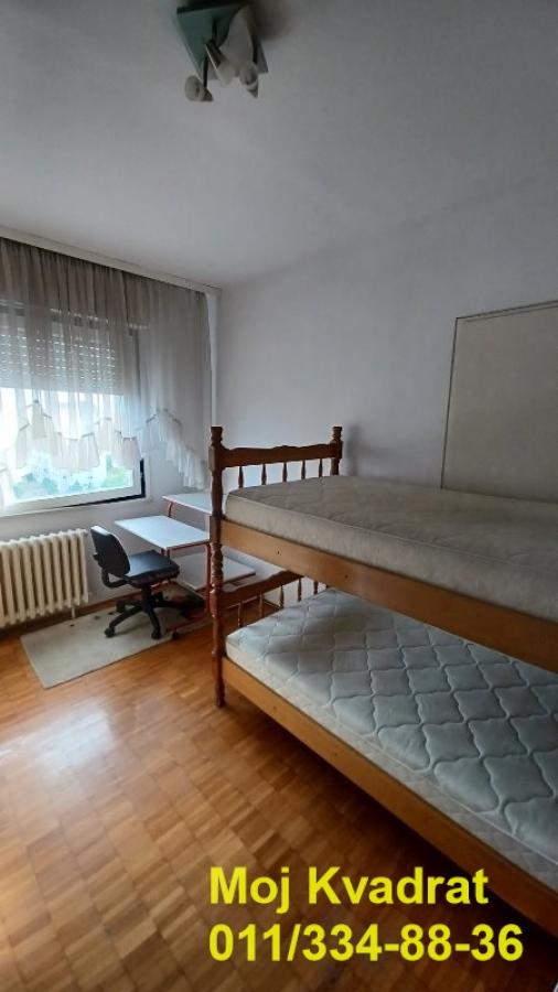 Stan na prodaju u Beogradu, Novi Beograd blok 61, trosoban, 75m2, cena 239000 evra